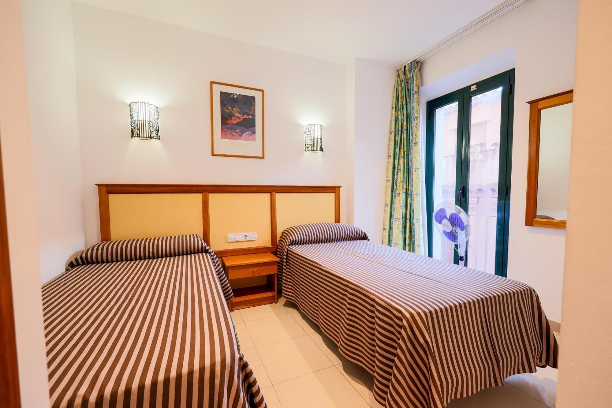 Apartamentos Royal Lloret de Mar Exterior photo